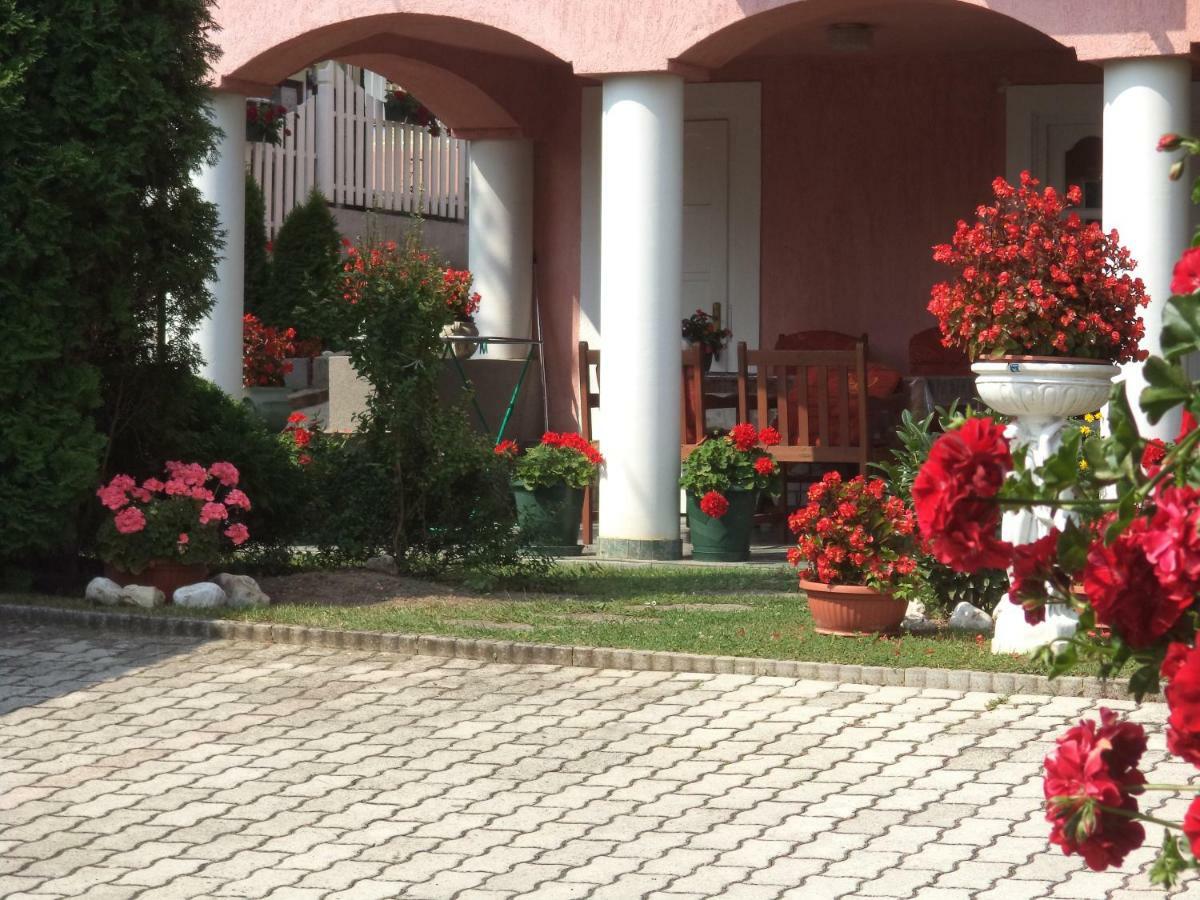 Maria Apartman Хевіз Екстер'єр фото