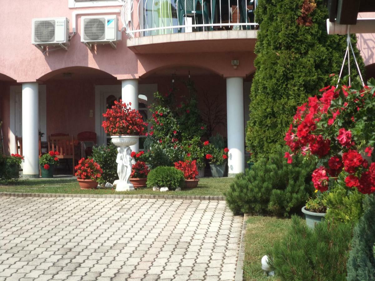 Maria Apartman Хевіз Екстер'єр фото